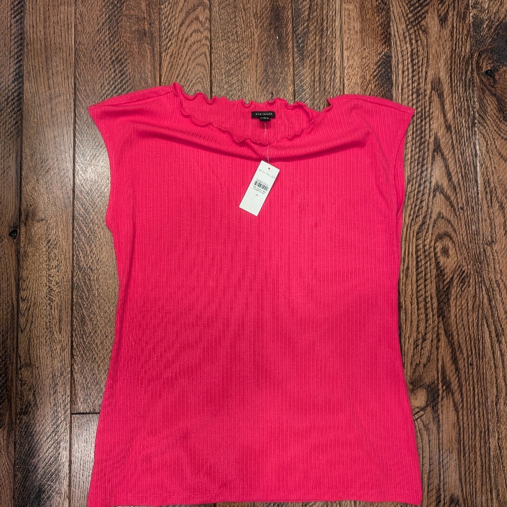 NWT Ann Taylor Pink shirt size M